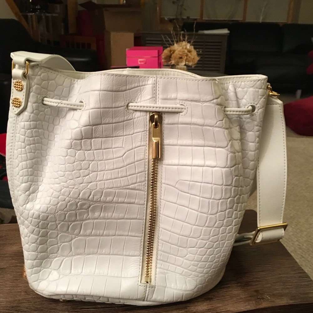 Elizabeth and JAMES white handbag